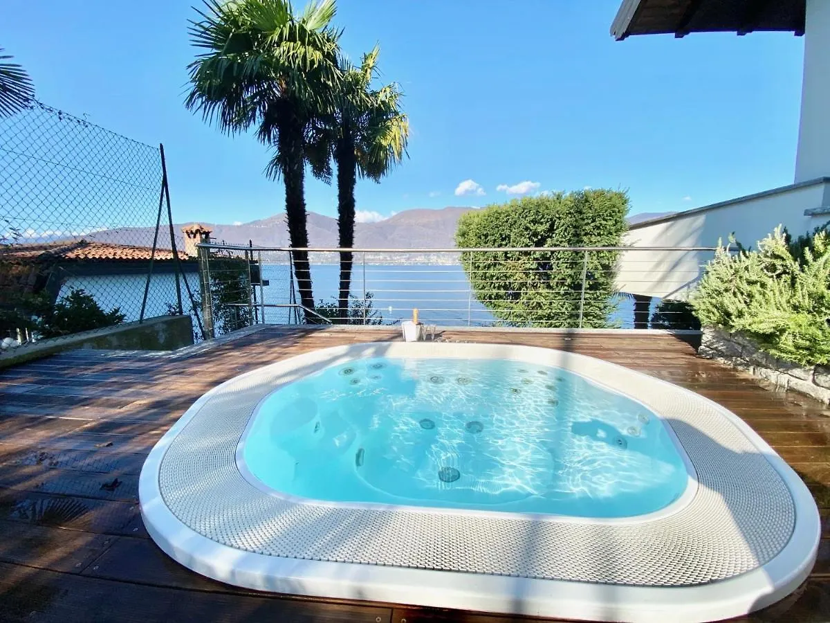 Villa Poseidon Porto Valtravaglia Holiday home